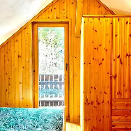 Family Peace Chalet Brinovska & Scenic Mt Views Chalet *
